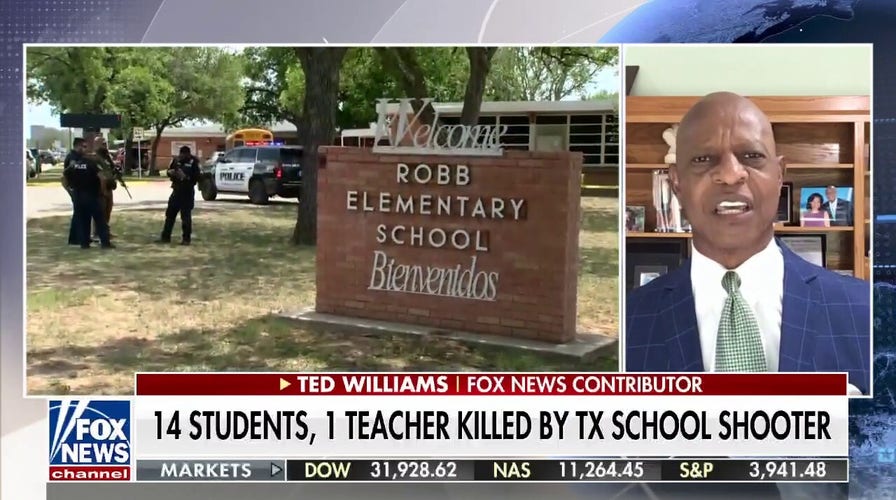 Texas school shooting shows 'something is going wrong in this country': Ex-homicide detective