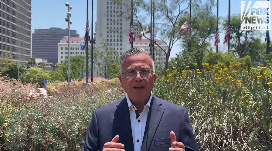 Former LAPD detective says Mayor Karen Bass was ‘too late’ in calling for law and order, urges solution to riots