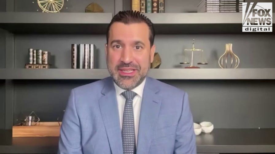 Luigi Mangione's livestream push is a stunt to 'pressure jurors': fmr prosecutor