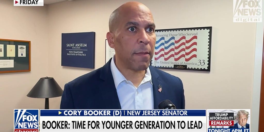 Sen. Booker calls for ‘new leadership’ in Democratic Party