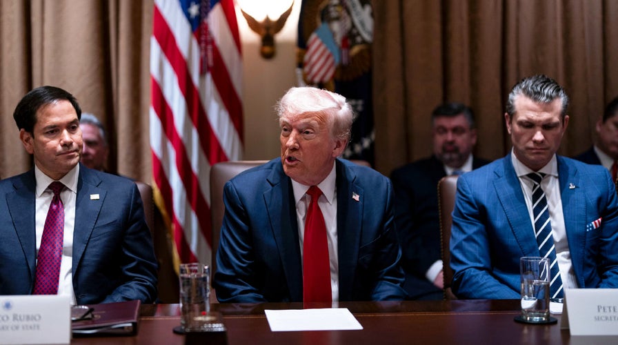  Trump holds Cabinet gathering  astatine  the White House