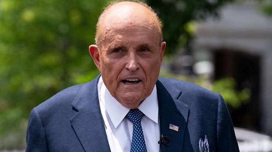 'A major blunder': Media outlets retract reports on Giuliani after ignoring updates