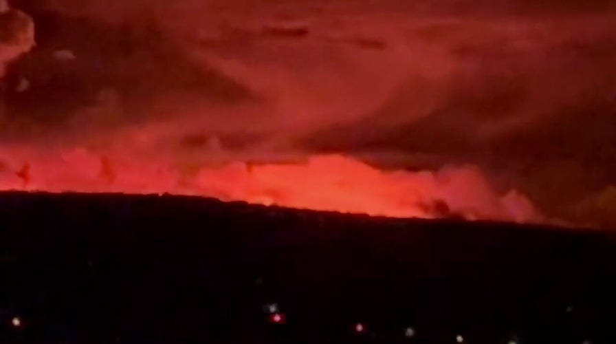 Mauna Loa eruption begins in Hawai‘i Volcanoes National Park