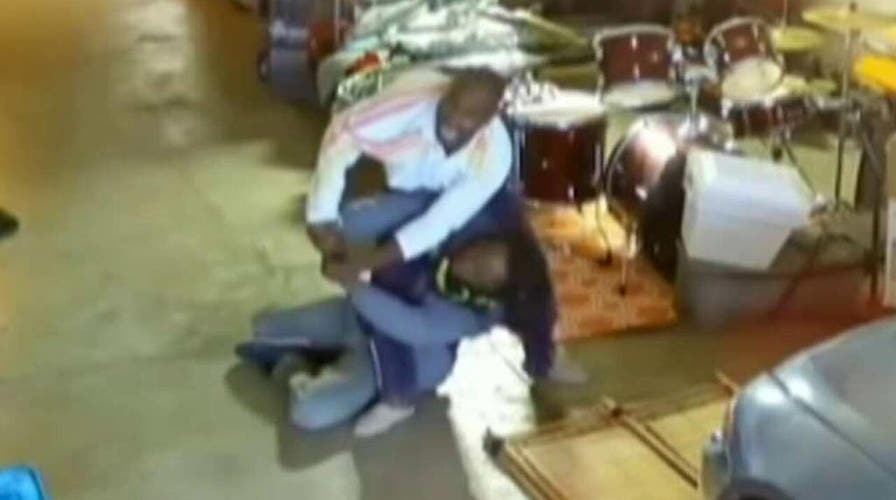 California man wrestles gun away from attempted robber