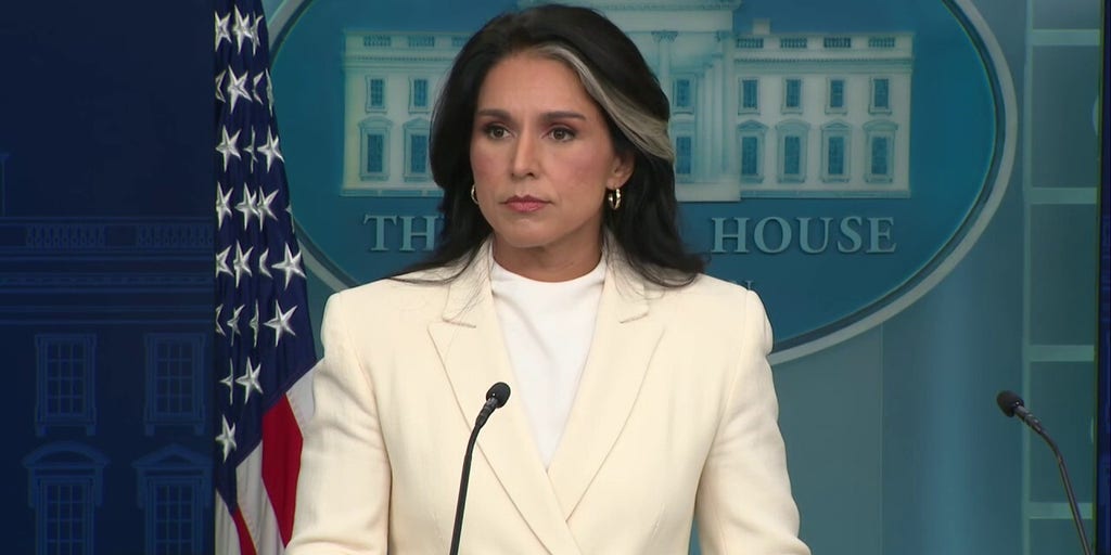 Gabbard: Obama administration promoted a 'contrived narrative' that Russia interfered in the 2016 election