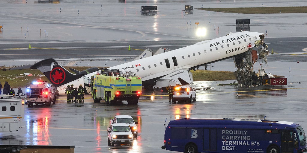 WATCH LIVE: Federal investigators give update on deadly plane collision at LaGuardia Airport
