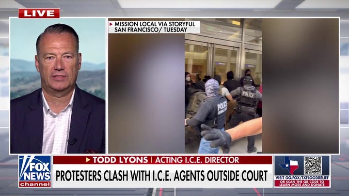 ICE protesters clash with agents outside San Francisco court
