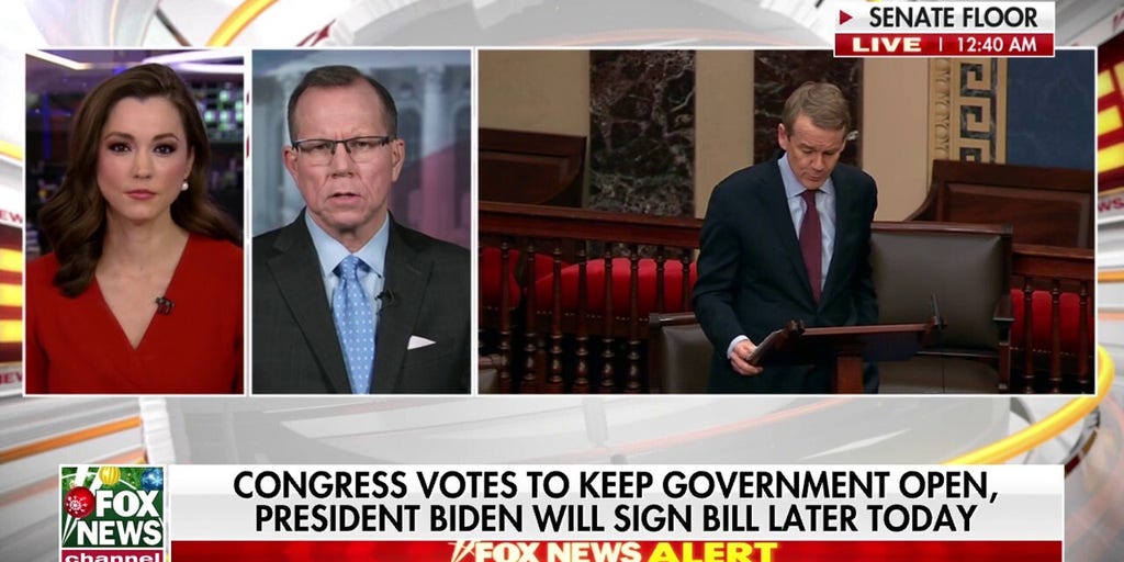 Senate passes bill to end brief government shutdown