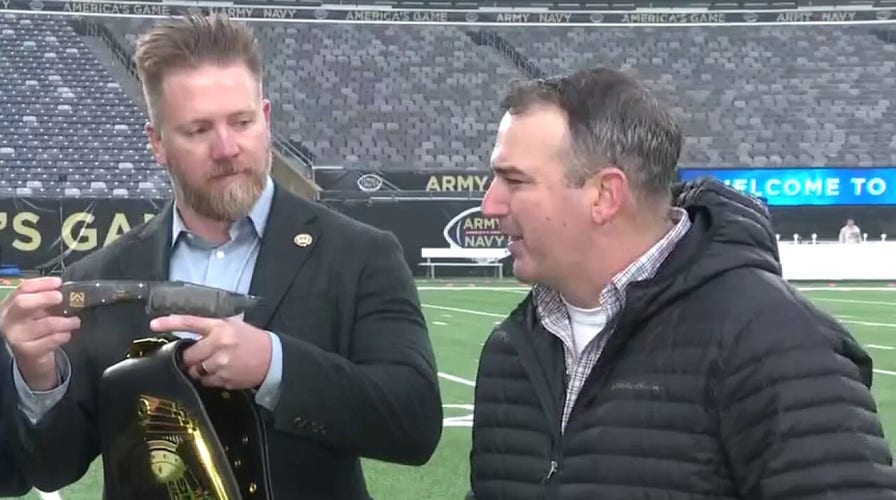 Army-Navy football game celebrates US soldiers, veterans