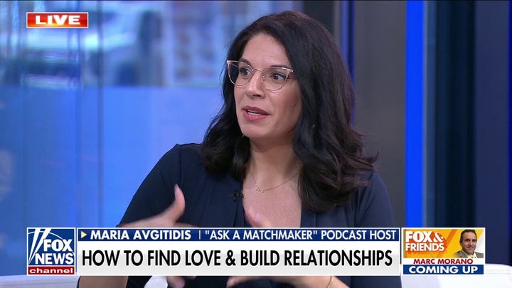 Matchmaker reveals how singles can utilize community to build quality relationships