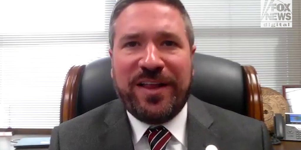 Missouri AG defends Trump's birthright citizenship order, says 14th Amendment has been 'perverted'