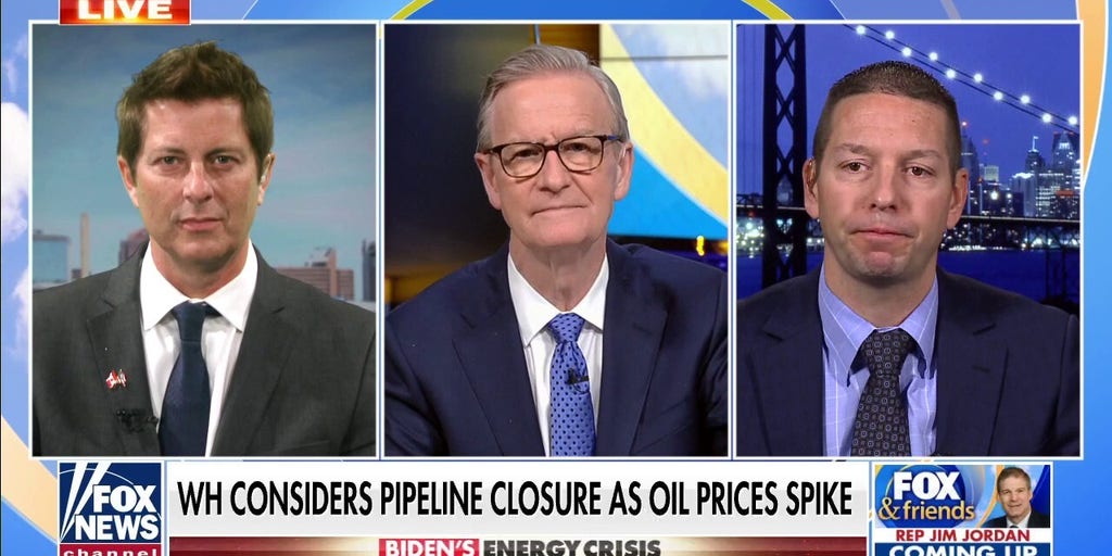 Michigan pipeline shutdown would be 'devastating' Refinery worker