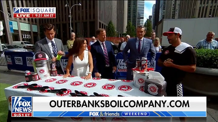 Outer Banks Boil Company holds seafood boil on FOX Square