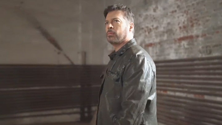 Harry Connick Jr. turned to his faith and music in the pandemic, creating 'Alone with my Faith'