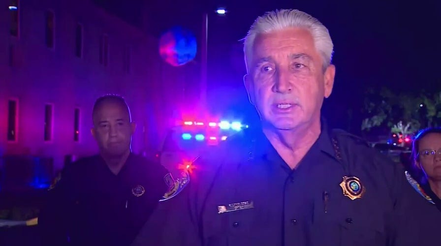Fort Lauderdale police Chief Patrick Lynn: Shooting at an apartment complex left 5 victims, including 2 juveniles, injured