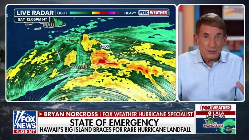 Heavy rain, powerful winds lash Hawaii’s Big Island as Hurricane Lala moves closer