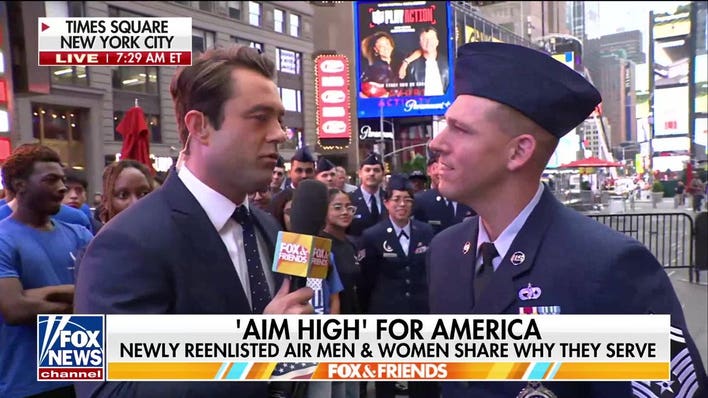 US Air Force celebrates 79th birthday with Times Square enlistment ceremony