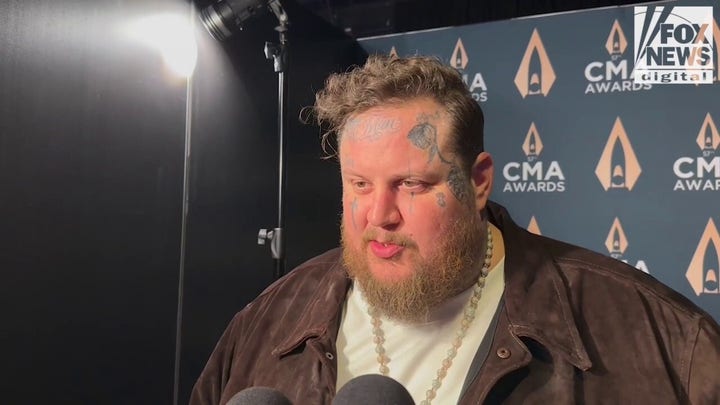 Jelly Roll says he's 'overwhelmed' after 2023 CMA Award win 
