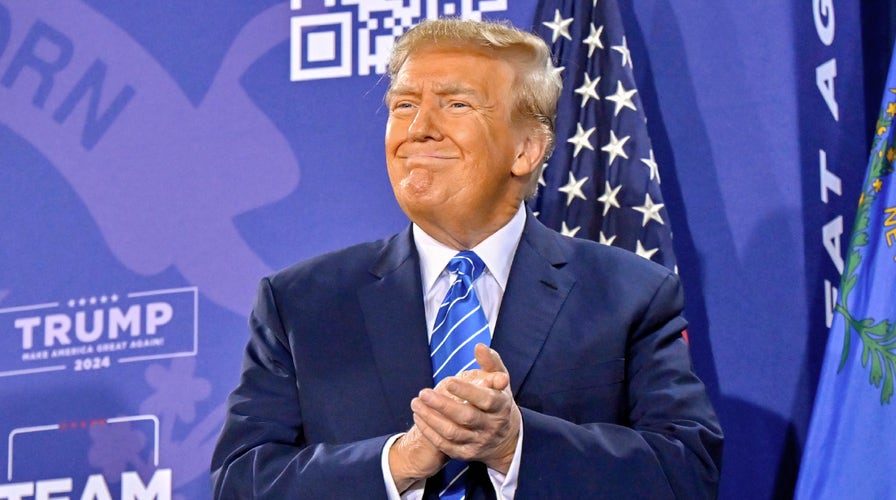 WATCH LIVE: Former President Trump rallies supporters in Las Vegas