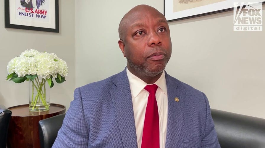 Sen. Tim Scott answers questions about the 2024 campaign trail