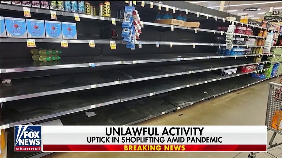 Nyc Workers Pummel Brazen Attempted Robbery Suspect Until He Flees Fox News