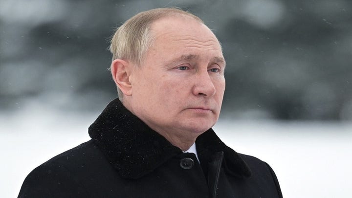 Putin likely to 'go for the jugular' in Ukraine: Sen. Cotton 