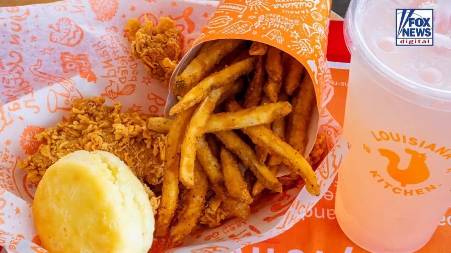 Popeyes beats rivals as chefs praise its crispy chicken and buttery biscuits