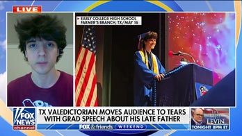 High school graduate pays tribute to late father with speech: ‘I didn’t know if I had the strength’