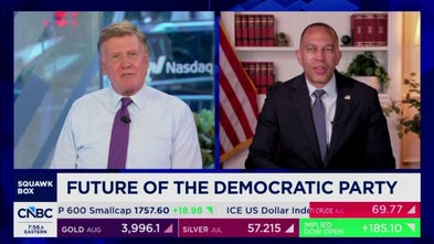 Hakeem Jeffries pressed on 'you're next' chants from New York socialists