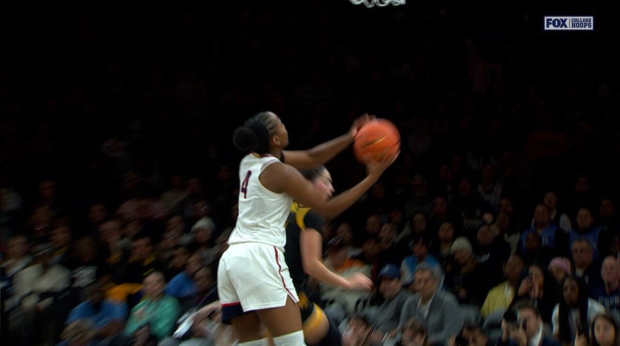 UConn's Blanca Quinonez makes and-one, extending lead over Iowa