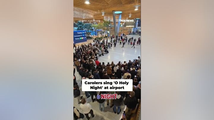 WATCH: Christmas carolers at airport sing praise of Jesus in faith-filled sendoff
