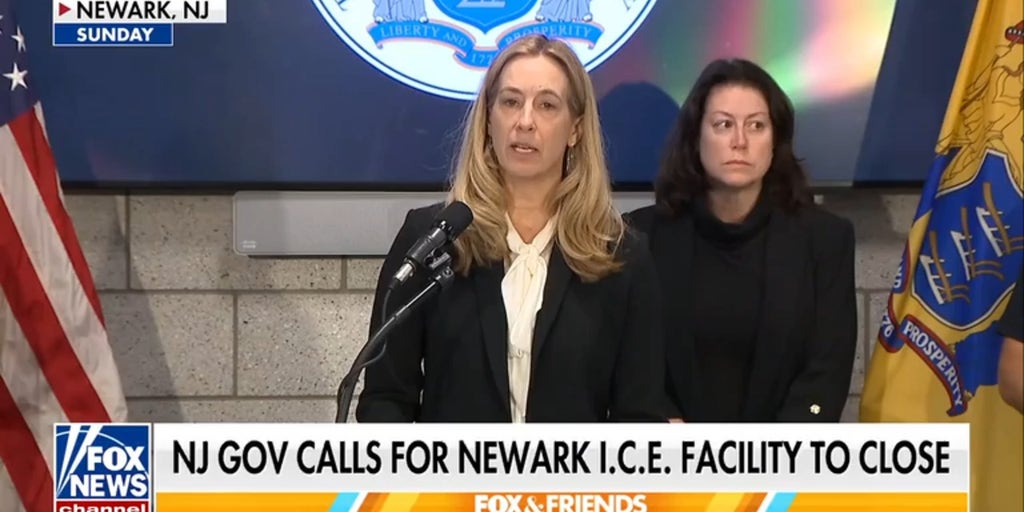 Jeffries, New Jersey governor call for closure of state ICE facility amid protests
