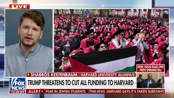  Alumnus explains why he believes Harvard's federal funding should be pulled