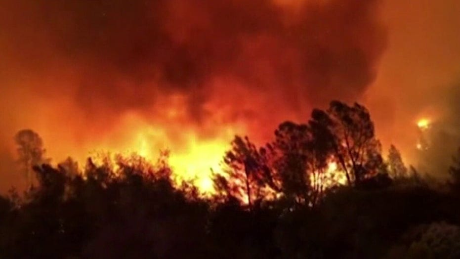 California Wildfire Advances as Heat Wave Blankets US West - California News  - US News
