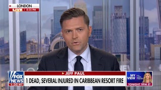Deadly fire destroys popular Caribbean resort, 1,700 evacuated