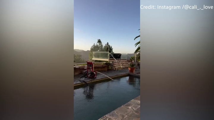 Los propietarios de Los Ángeles muestran cómo utilizaron la piscina para salvar la casa en medio de los incendios forestales