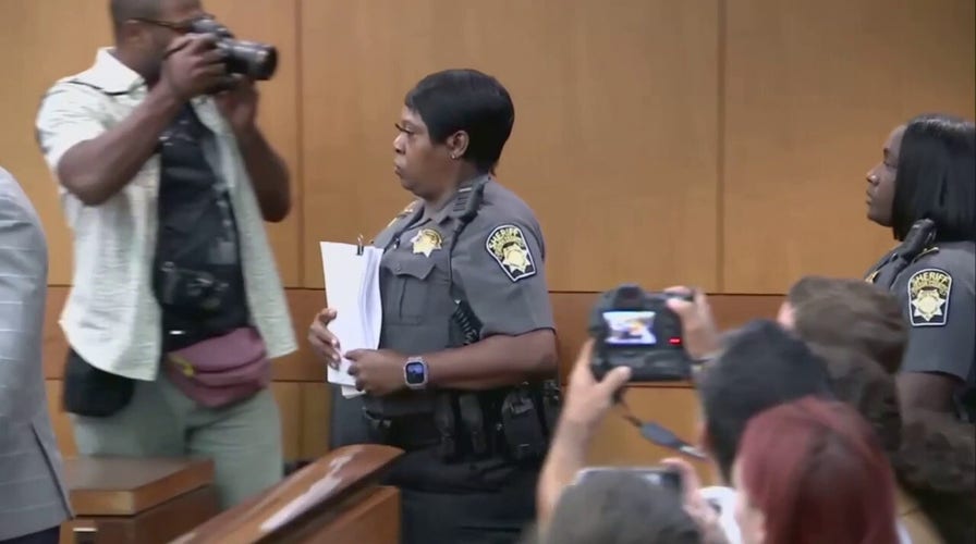 WATCH: Indictment decision handed to judge in Fulton County