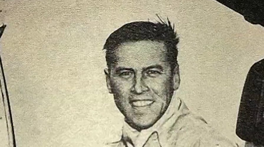 Teen honors pilot who died in Vietnam