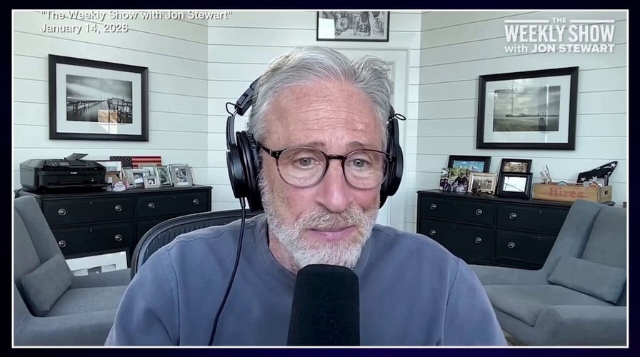 Jon Stewart says Bill, Hillary Clinton should 'absolutely' comply with congressional subpoena in Epstein investigation