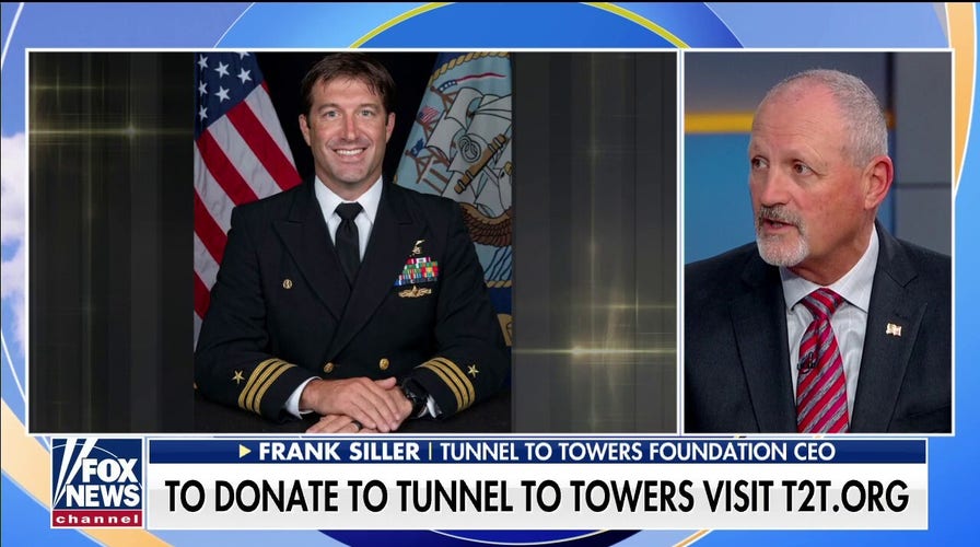 Tunnel to Towers helps family of fallen Navy SEAL commanding officer