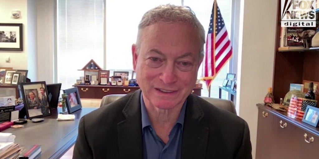 Gary Sinise says Gene Hackman was one of his biggest inspirations