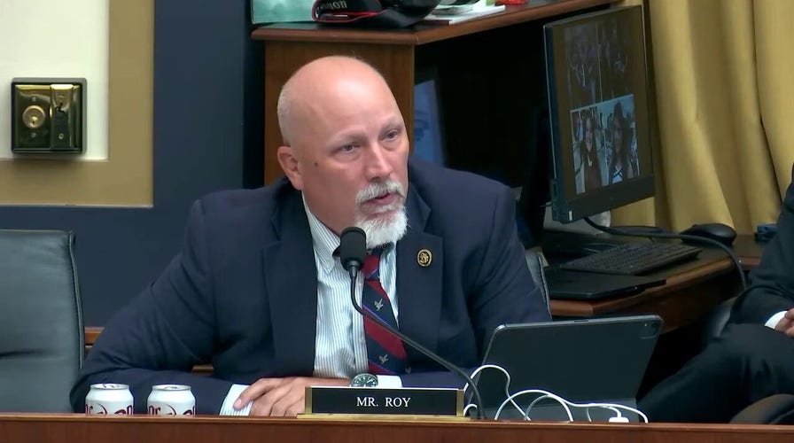 Rep Chip Roy confronts AG about DOJ suing Texas over border measures