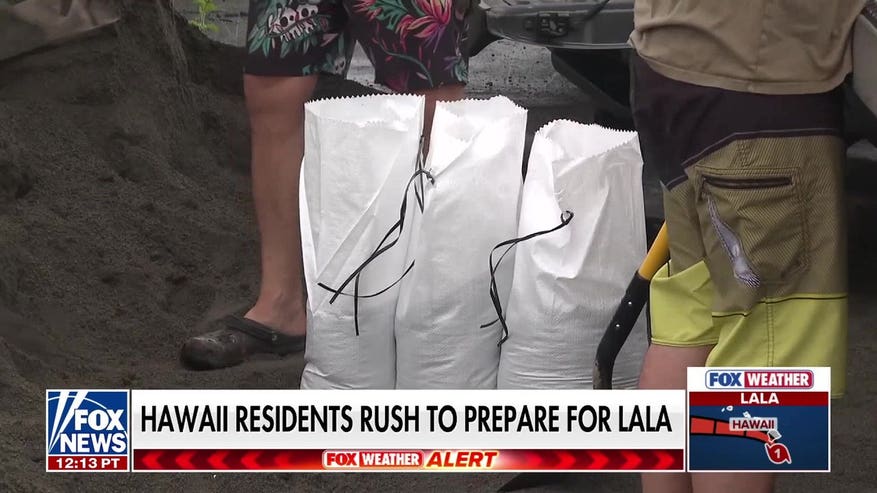 Hurricane Lala could bring 20-foot waves, mudslides to Hawaii