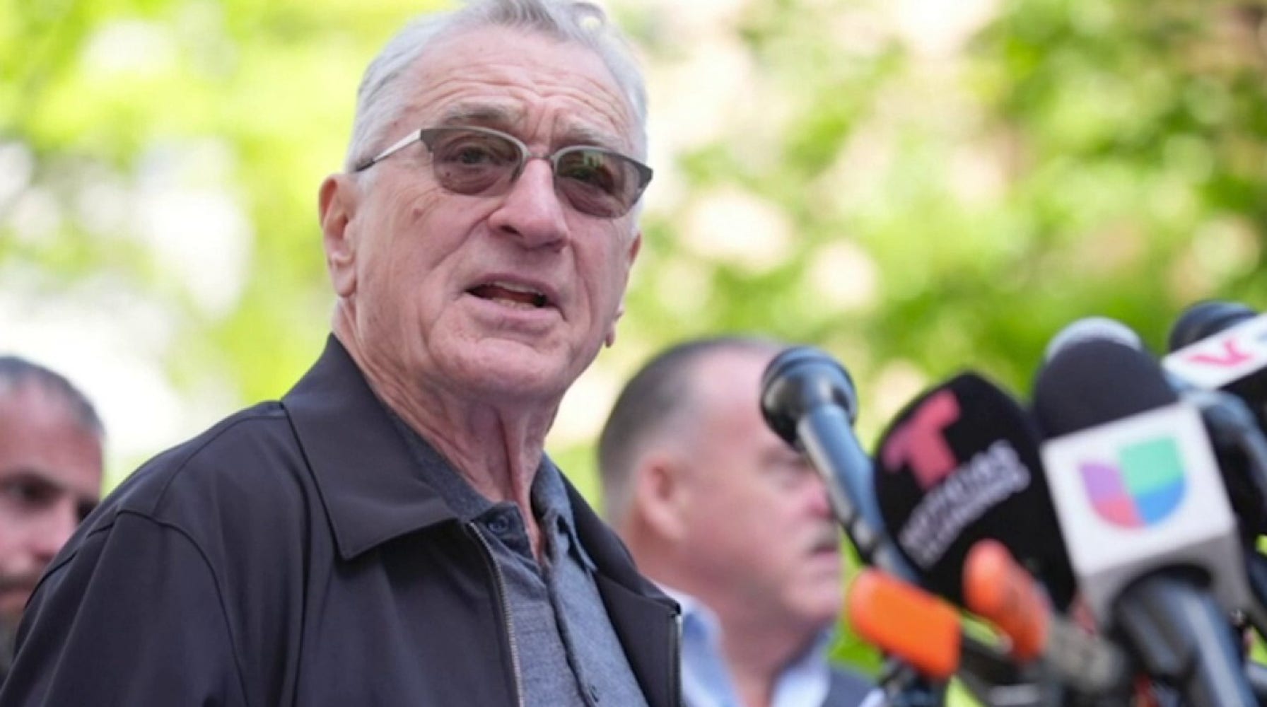 Robert De Niro Stripped of Award After Anti-Trump Tirade