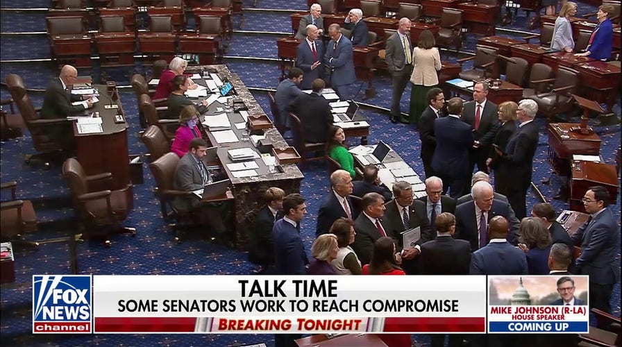 Coalition of bipartisan senators seeks government shutdown 'escape hatch’