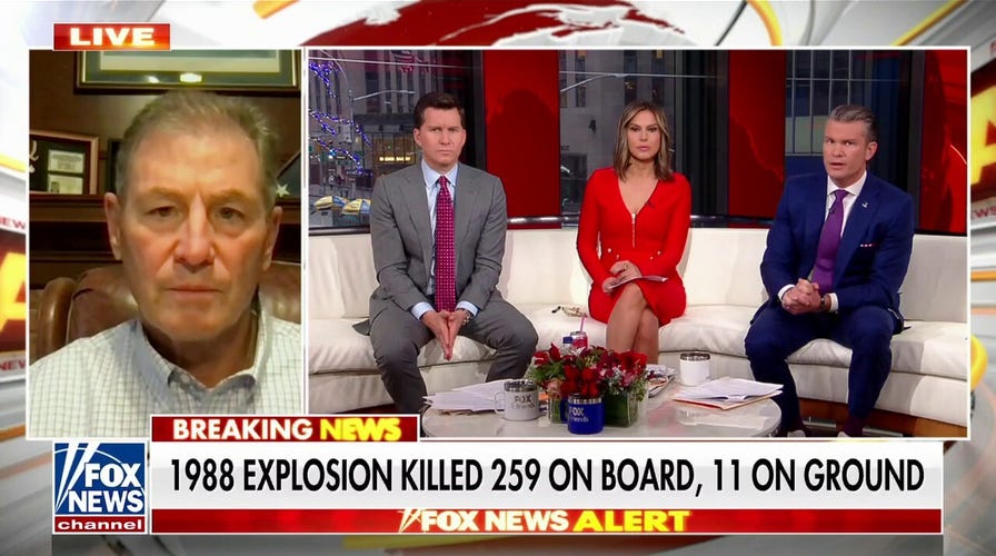 America has taken its ‘eye off the ball’ of international terrorism: Chris Swecker