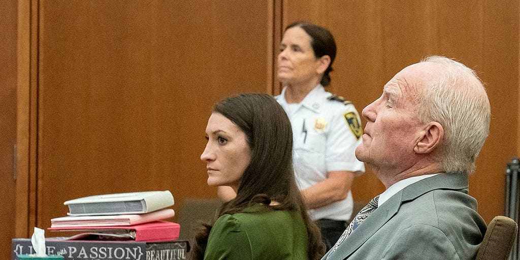 Lindsay Clancy murder trial resumes as defense could call final witness; supporters in pink rally for postpartum care