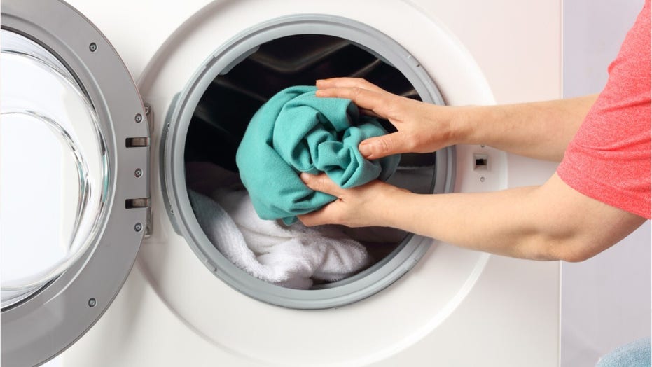 Coronavirus And Clothes How To Handle Laundry During Pandemic