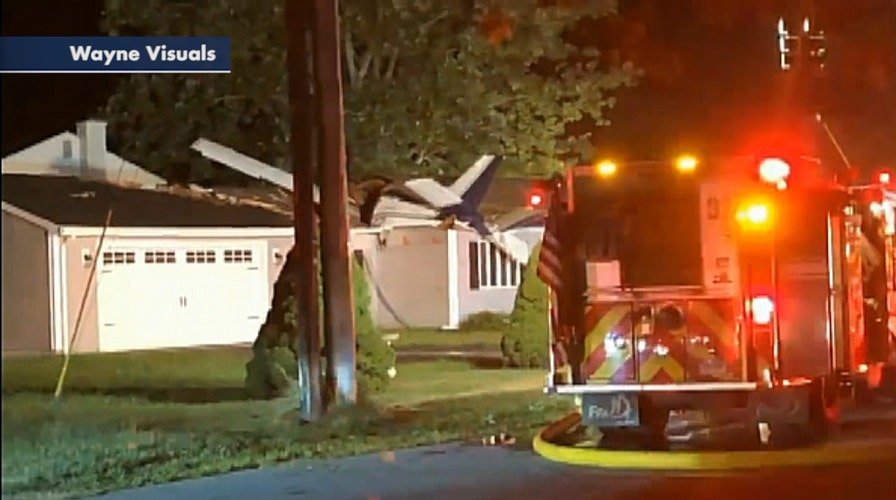 Plane crashes into a house in Connecticut