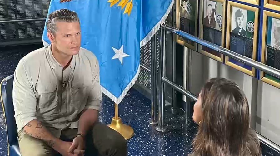 Exclusiva: El Secretario de Guerra Pete Hegseth promete mano dura contra los carteles.